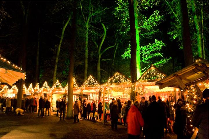 Auf allen Weihnachtsmärkten der Region gilt die 2G-Regel. Foto: Waldweihnachtsmarkt auf dem Landgut Krumme