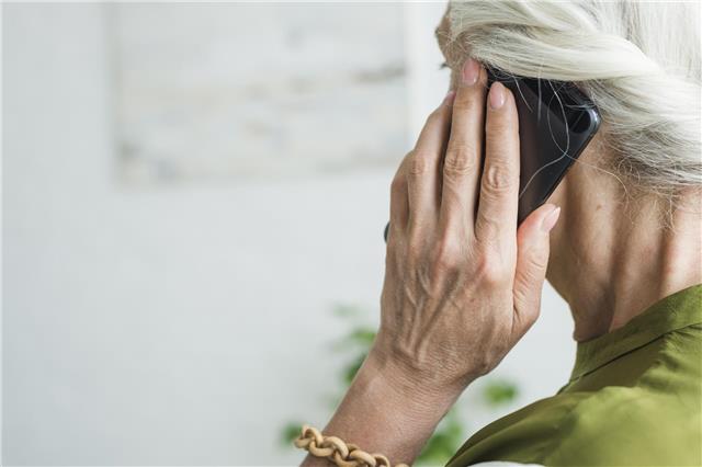 Betrüger treiben derzeit mit sogenannten Schockanrufen ihr Unwesen. Foto: Freepik
