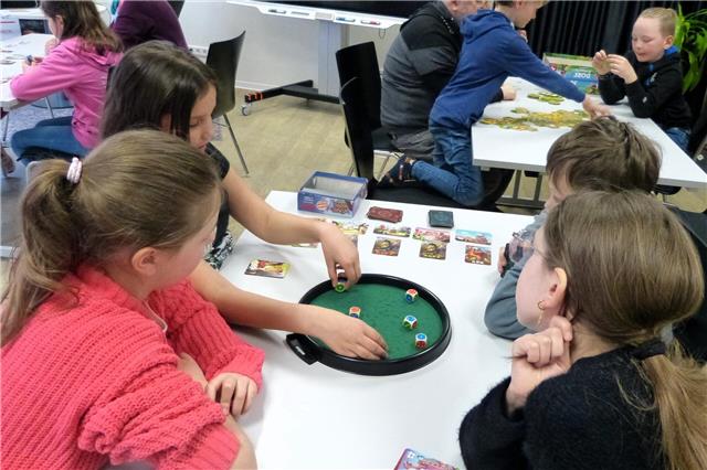 Spielend durch die Sommerferien
