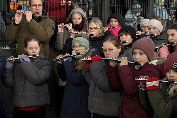 Weihnachtssingen auf dem Sportcampus 
