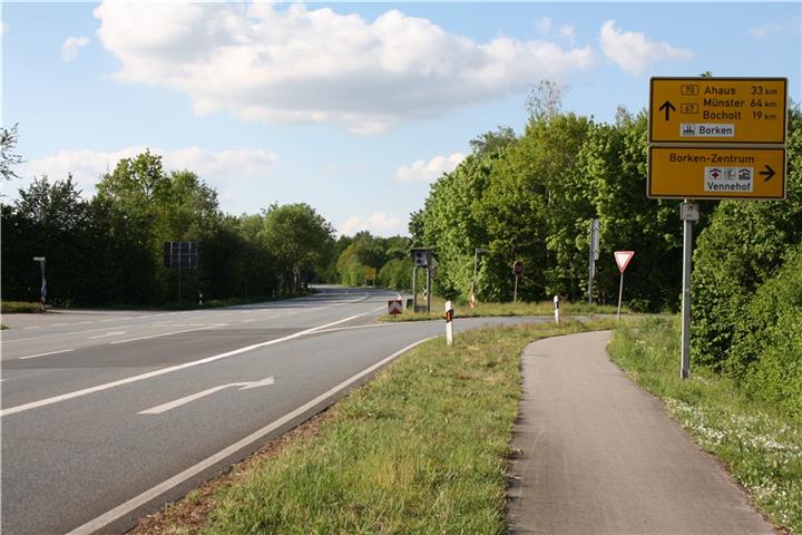 Der „Blitzer“ an der B70 hat einen neuen Standort.