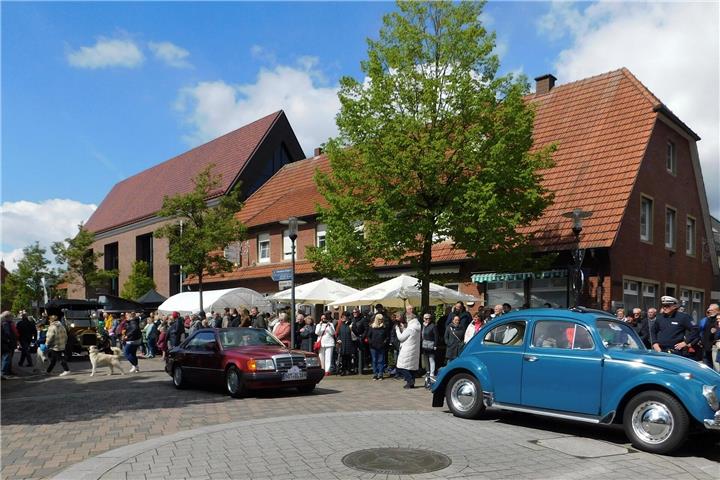 Der offizielle Startschuss des 36. Maibökendags ist um 13 Uhr der Festumzug durch den Ortskern.