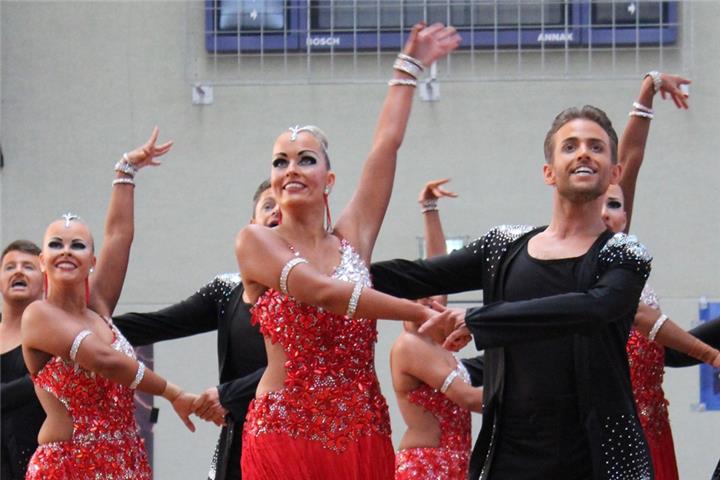 Die Lateinformation des TSC zeigt ihr neues Thema für die Bundesliga-Saison.