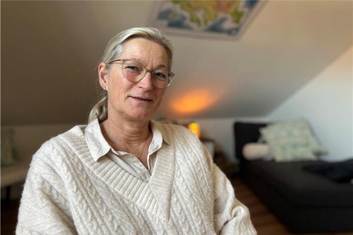 Die erfahrene Trauerbegleiterin Judith Kolschen leitet die Gruppe zusammen mit einer Kollegin.