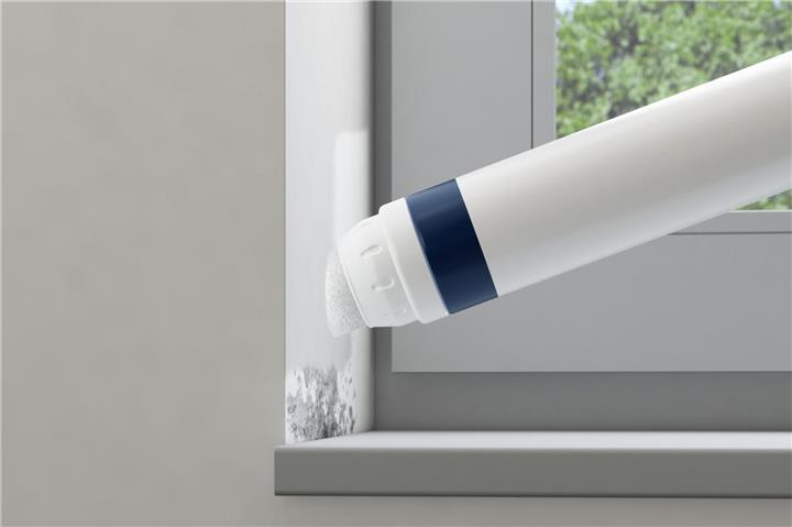 Die neue Schimmel Stopp Renovierfarbe eignet sich für die Ausbesserung von ca. 5 qm großen Flächen.Foto: HLC/Mellerud