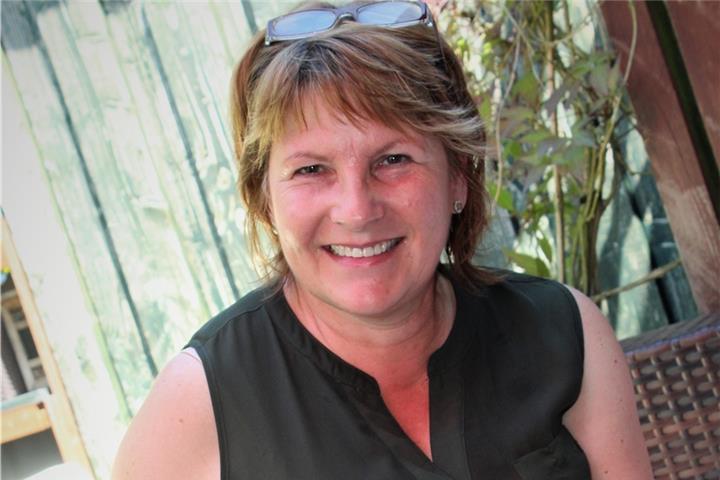 Elke Reißmann sucht ein neues Zuhause für Bobby.