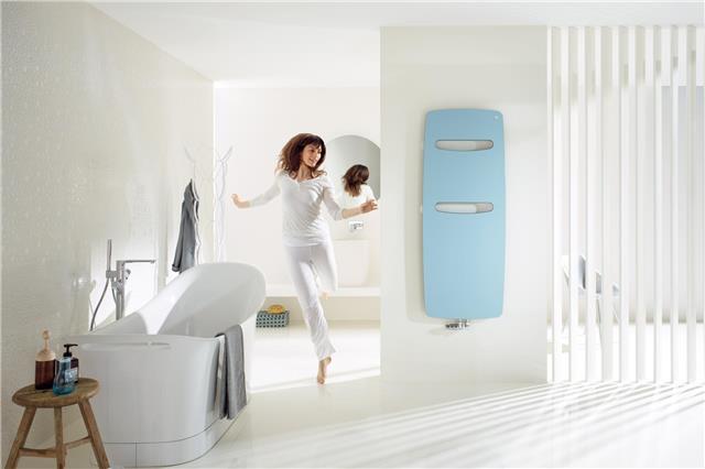 Frische Farbe, außergewöhnliche Form: Design-Heizkörper machen das Bad zur Art Gallery!Foto: HLC/Zehnder