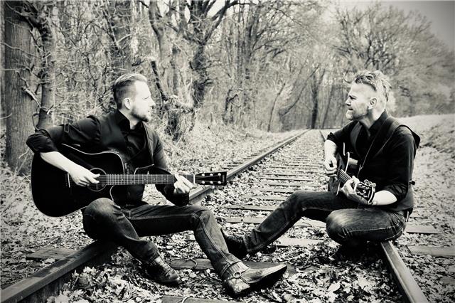 Handgemachte Country-Musik mit „The Blue Dog Postmen“ steht am 5. Juni auf dem Programm.