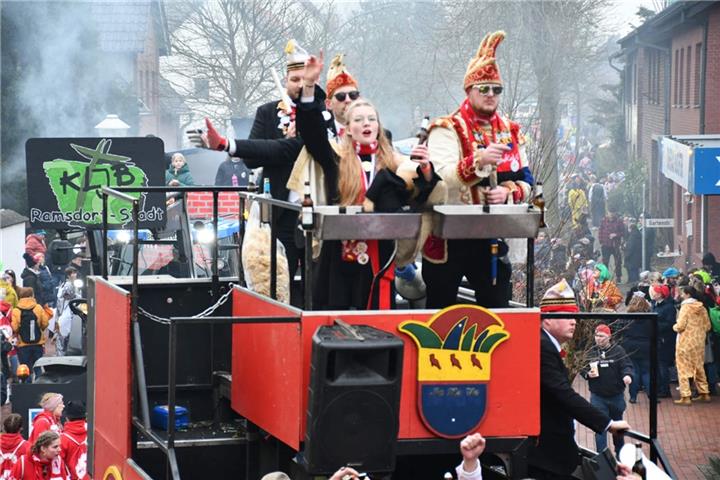 Helau und viel Spaß.