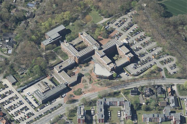 Im GeoDatenAtlas sind neue Luftbilder verfügbar – hier ein Schrägluftbild vom Kreishaus Borken.