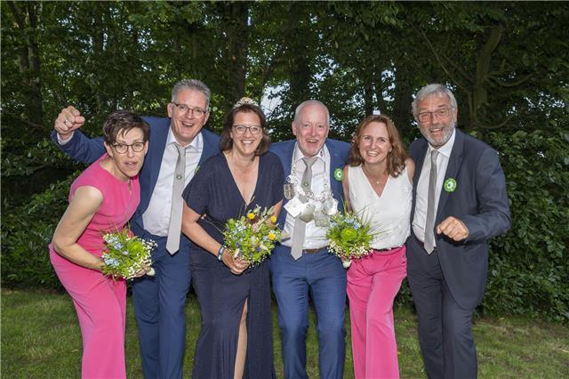 Königspaar im Mittelpunkt: Andreas Witte und Elke Mohr sind mit ihrem Thron noch bis Montag im Amt.