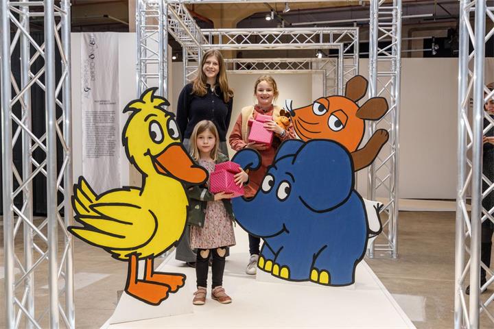 Maus, Elefant und Ente heißen auch in diesem Jahr wieder Kinder und Familien im Textilwerk in Bocholt willkommen. Foto: LWL / Betz