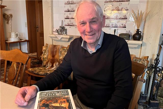 Michael Kleiner, Jahrgang 1952, hat viel zu erzählen über seine Familiengeschichte.