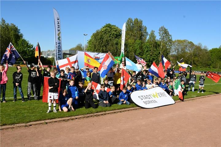 Mini-WM am 13. Juni: Der Nachwuchs erlebt sein eigenes Sommermärchen. Foto: Rodenbusch
