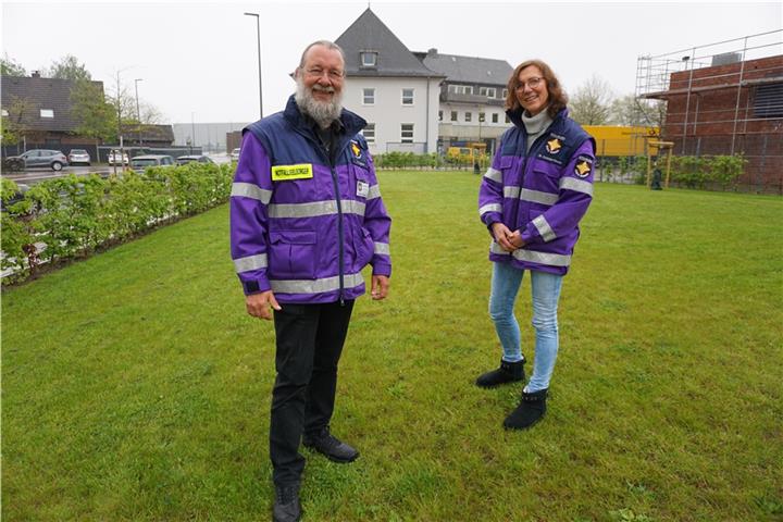 Notfallseelsorgerin Maria Ketteler-Droste aus Reken und Diakon Robert Wobbe, der für die Notfallseelsorge im Kreis Borken zuständig ist. Foto: hie