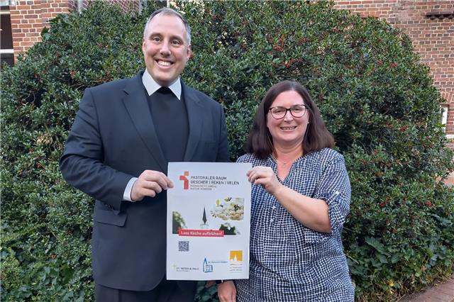 Pastoralreferentin Lena Glens und Pfarrer Hendrik Wenning.