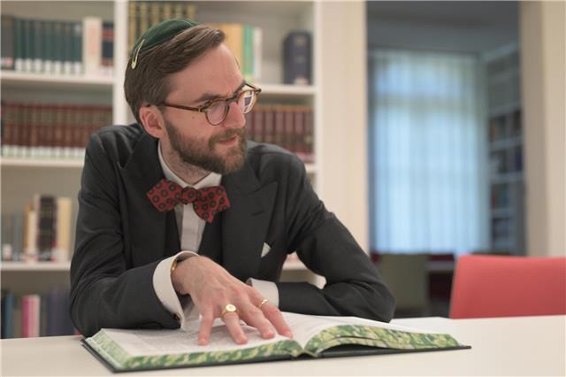 Rabbiner Levi Israel Ufferfilge.