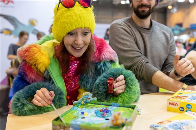 Spielefans finden ein umfangreiches Angebot von Anbietern aus aller Welt. Foto: Spiel Essen