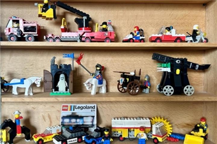 Vom Kinderzimmer ins Museum: Beispiel einer Lego-Sammlung zum Familiensonntag im FARB Borken.