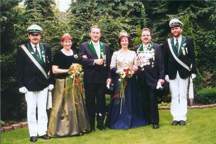 Vor 25 Jahren zeigte sich Ludger Homann als besonders treffsicher und wurde der neue König. Zu seiner Mitregentin ernannte er Monika Wahlers.
